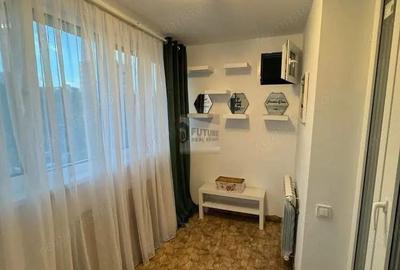 Apartament cu 3 camere semidecomandat în Titan - 2