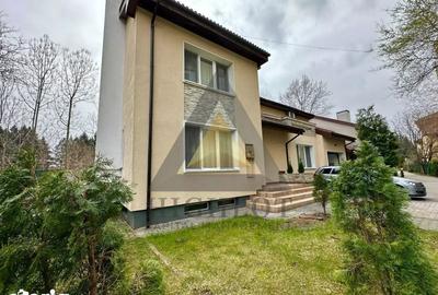 Casă cu 7 camere cu Teren 700 Mp în Băneasa