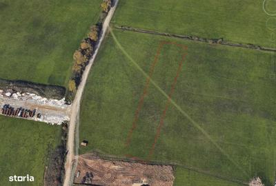 Teren de 2000 mp, în Vest