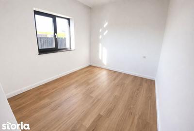 Casă cu 4 camere cu Teren 400 Mp în Dancu - 6