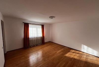 Apartament decomandat de 3 camere la curte/în vilă DE VÂNZARE Direct Proprietar - 16