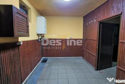 Spațiu comercial, de 320 mp, în Săvinești - 2