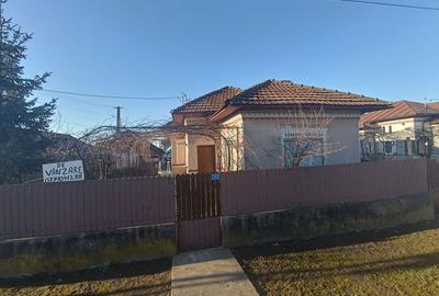 Casă cu 4 camere în Pătuleni - 5