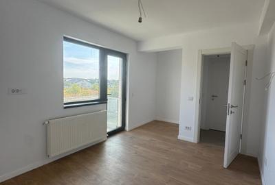 Vila individuala - 5 camere - 3 bai -teren 400 mp - 13
