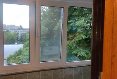 Apartament cu 3 camere semidecomandat în Colentina - 1