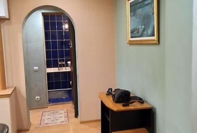 Apartament cu 3 camere semidecomandat în Sălăjan - 1