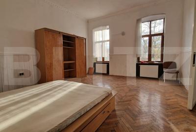 Cladire 3 camere, etaj intermediar, fatada platita, Piata Maria - 3