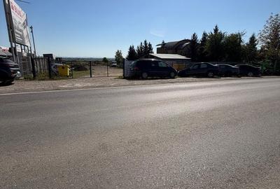 Teren de 5500 mp, în Mărgineni - 2
