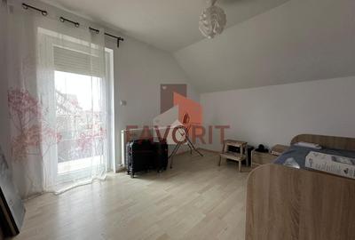 Casă individuală cu 5 camere cu Canalizare în Sânmihaiu German - 7