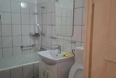 Ofer spre inchiriere apartament 2 camere ,etajul 5 din 7 in Pta Kogalniceanu Ofer spre inchiriere apartament 2 camere ,etajul 5 din 7 in Pta Kogalniceanu - 2
