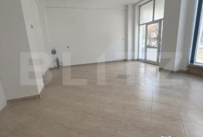 Spațiu comercial, de 60 mp, în Central - 5