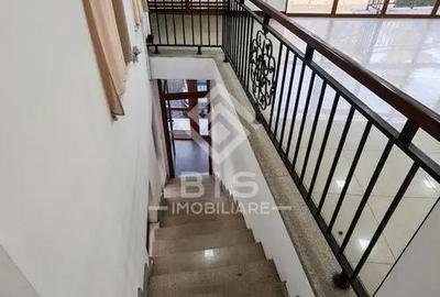 Spațiu comercial, de 90 mp, în Central - 9