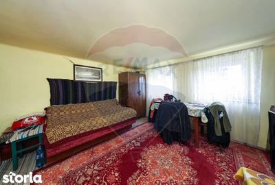 Casă cu 5 camere cu Teren 396 Mp în Nord - 16