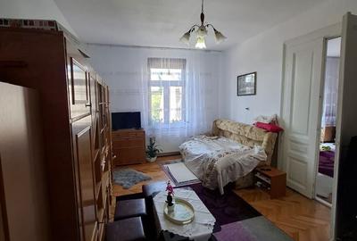 Apartament cu 3 camere nedecomandat în Central - 7