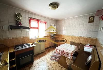 Casă individuală P+M în cartierul CFR Bacău 500 mp teren - 20