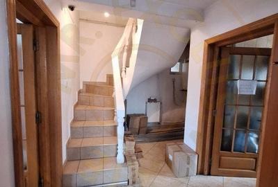 Casa Pitesti cu deschidere la Bulevard - 4