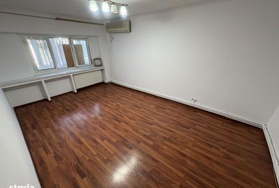 Apartament cu 2 camere decomandat în Năvodari Tabără