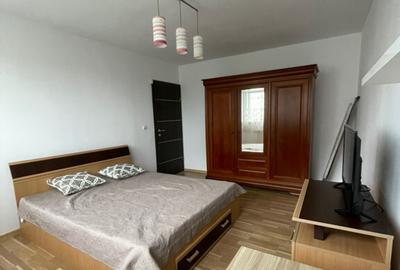 Inchiriez apartament 2 camere - 3