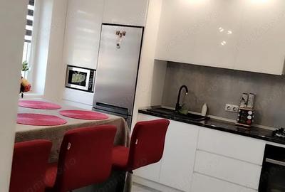 Casă cu 4 camere cu Teren 471 Mp în Central - 8