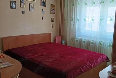 Apartament cu 3 camere decomandat în Central - 1