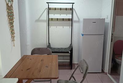 Garsonieră decomandată în Central - 7