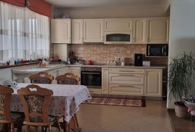 Casă cu 4 camere în Ultracentral - 2