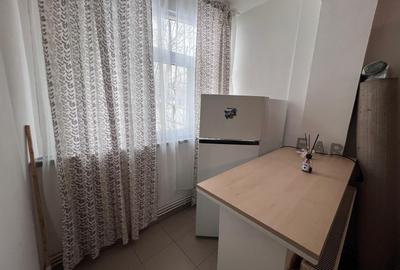 Apartament o camera,zona Zarandului - 6