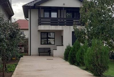 Casă individuală cu 5 camere în Bălăceanca