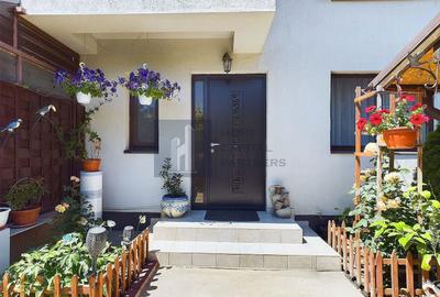 Duplex cu 5 camere cu Canalizare în Central - 16