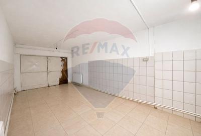 Spațiu comercial, de 117.12000274658 mp, în Tomis II - 6