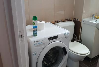 Apartament cu 3 camere decomandat în Central - 1