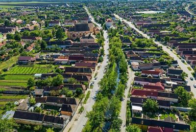 Casă individuală cu 6 camere cu Canalizare în Exterior Est - 22