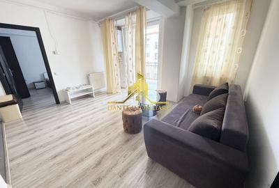 Apartament cu 3 camere semidecomandat, mobilat în Iris