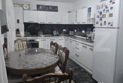 Casă cu 4 camere cu Teren 1500 Mp în Central - 16