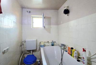 Casă cu 5 camere cu Teren 2452 Mp în Central - 3