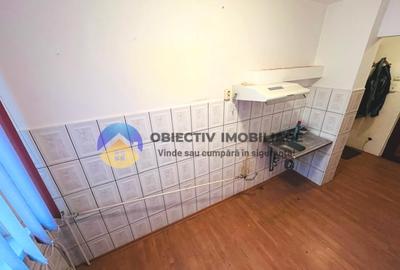 Apartament cu 3 camere semidecomandat în Dărmănești - 2