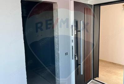 Apartament cu 2 camere decomandat în Central - 9