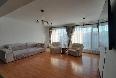 Casă individuală cu 4 camere cu Canalizare în Apahida