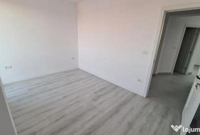 Apartament cu 4 camere decomandat în Micălaca - 2