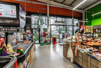 Spatiu comercial de vanzare cu chirias Carrefour Market Arad - 3