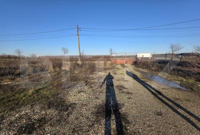 Teren 2.500 mp, front 23 ml, trifazic Coste?ti din Deal - 4