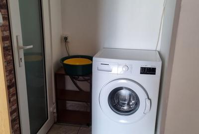 Apartament cu 2 camere semidecomandat în Lipovei