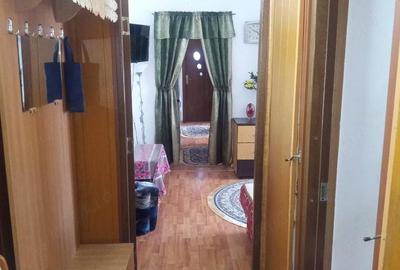 Apartament cu 4 camere semidecomandat în Petros - 5