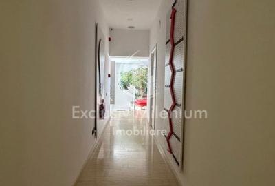 Birou, de 60 mp, în Muncii - 5