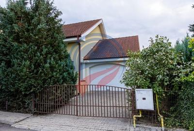 Vila superba cu cinci camere zona centrala - 3