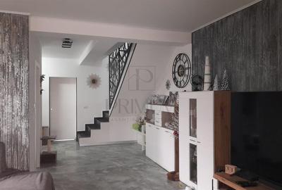 Duplex generos -  zona buna - 4 camere - mobilat - 11