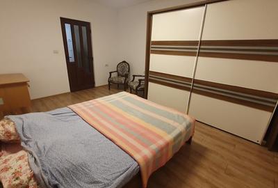 Apartament cu 3 camere semidecomandat în Pârneava - 6