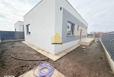 Casă cu 4 camere cu Teren 330 Mp în Clinceni - 2