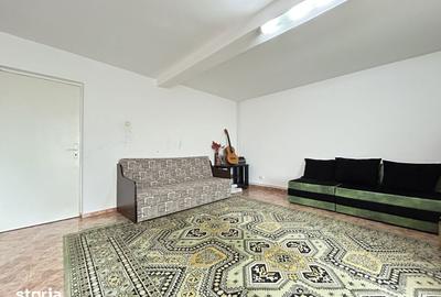 Casă cu 9 camere cu Canalizare în Central - 20