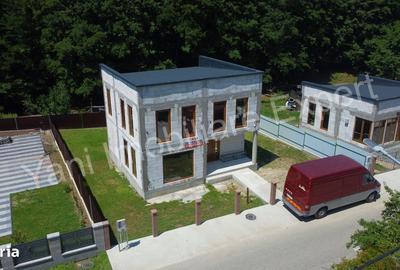 Casă cu 4 camere în Tutana